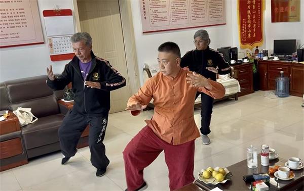 1775902476762553.jpg 微信图片_20260411175910_3_220.jpg